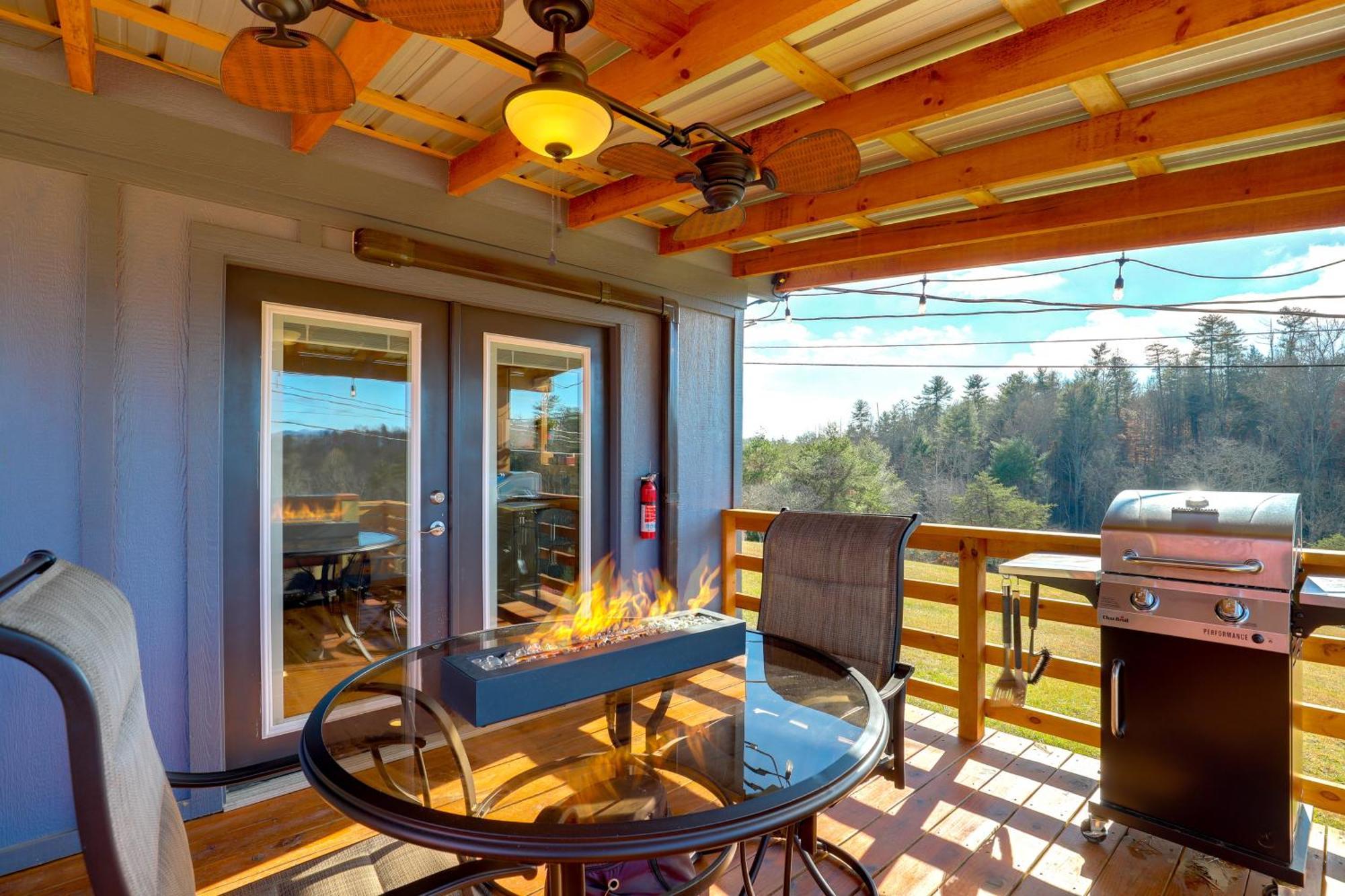 Marshall Studio With Loft, Hot Tub And Views! Εξωτερικό φωτογραφία