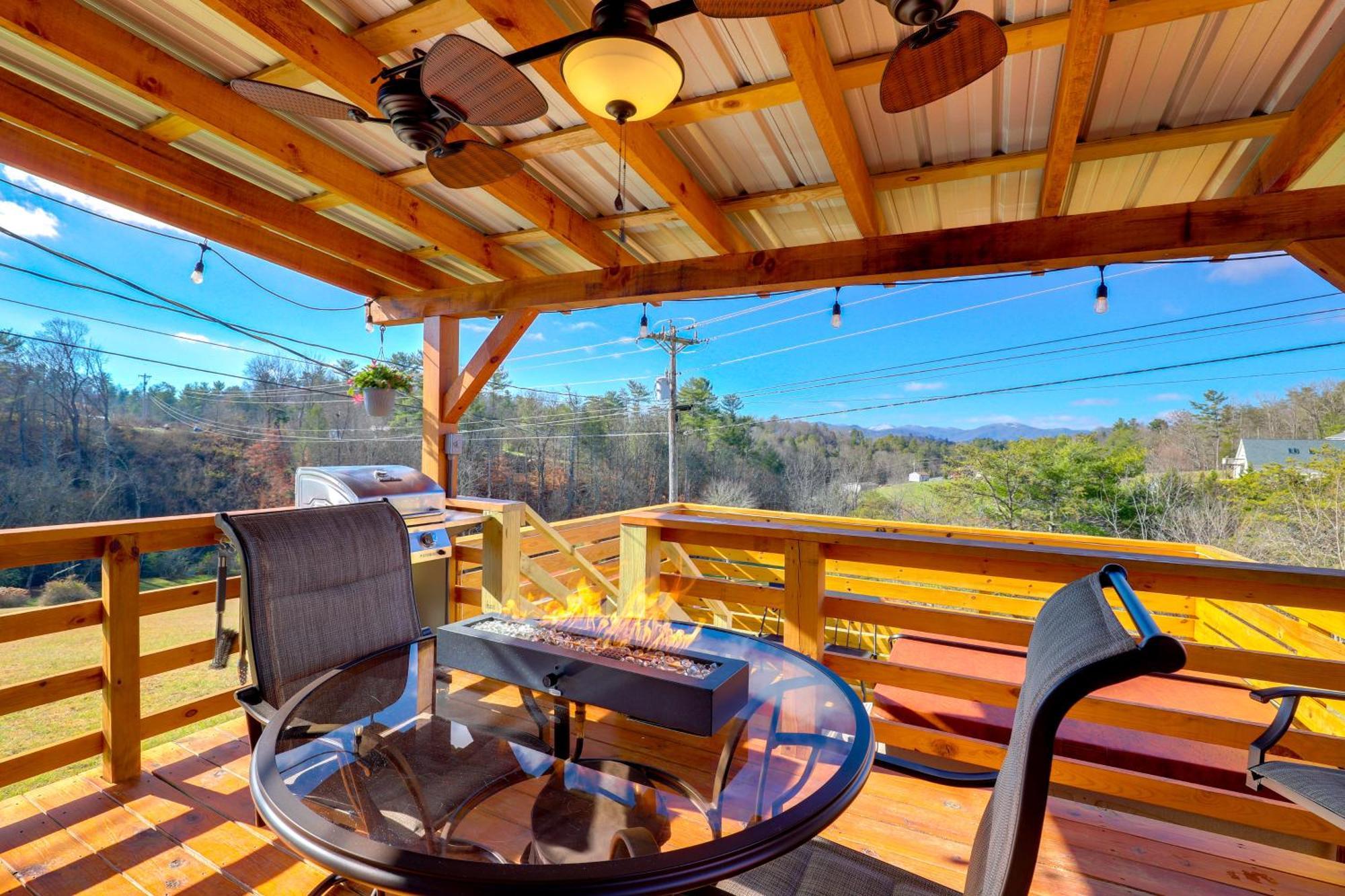Marshall Studio With Loft, Hot Tub And Views! Εξωτερικό φωτογραφία